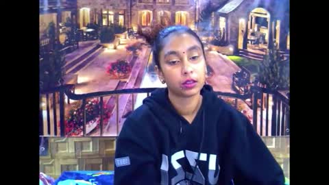 indiansexybutt4u2luv online show from 04-24-26, 06:27