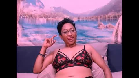 Shreya online show from 12-20-24, 05:36