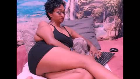 Shreya online show from 01-27-25, 09:22