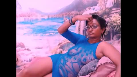 Shreya online show from 02-13-25, 09:09