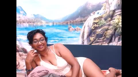 Shreya online show from 02-22-25, 03:56