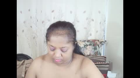 Snapshot of indiantasha chatting on 06-03-26, 06:02 indiantasha online show from 06-03-26, 06:02
