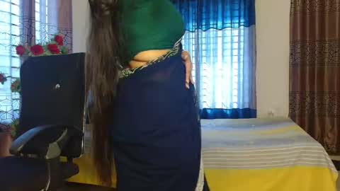 tina online show from 12-19-25, 08:21