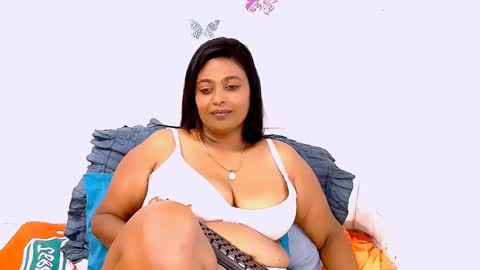 Snapshot of indianyummy chatting on 03-11-25, 05:57 Kajol online show from 03-11-25, 05:57