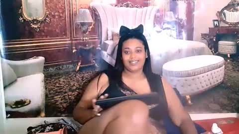 Snapshot of indianyummy chatting on 09-12-25, 06:24 Kajol online show from 09-12-25, 06:24