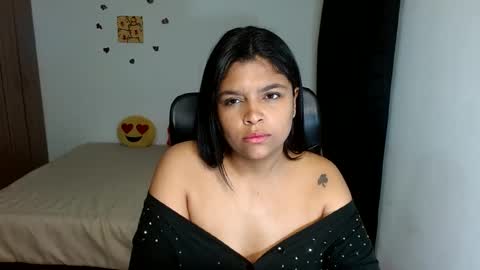 Aleja vallejo online show from 10-22-25, 01:06
