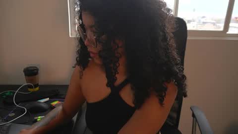 Snapshot of indicasatan chatting on 12-28-24, 04:52 Indicasatan online show from 12-28-24, 04:52