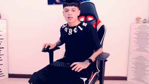 matias online show from 04-18-26, 07:07