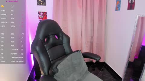 Diana online show from 09-21-25, 03:08