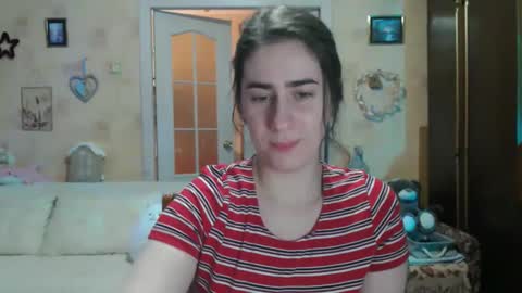 Snapshot of inelika chatting on 10-07-25, 10:18 Inna  online show from 10-07-25, 10:18