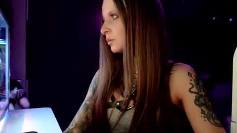 InesDesire online show from 02-12-25, 07:45