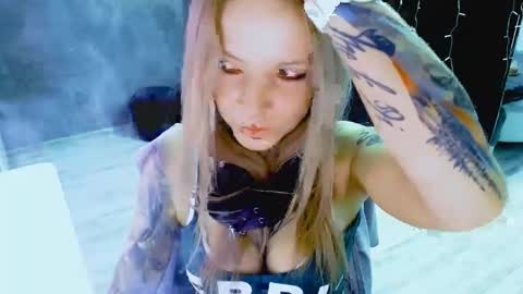 InesDesire online show from 10-01-25, 07:25