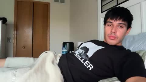 Lucas online show from 10-16-25, 04:52