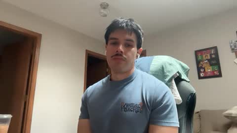 Snapshot of infamouslucas chatting on 05-12-26, 06:38 Lucas online show from 05-12-26, 06:38