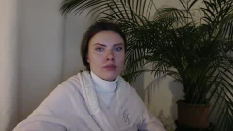 Sweet girl online show from 12-06-24, 10:08