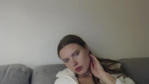 Snapshot of infinitiq45 chatting on 10-25-25, 06:57 Sweet girl online show from 10-25-25, 06:57