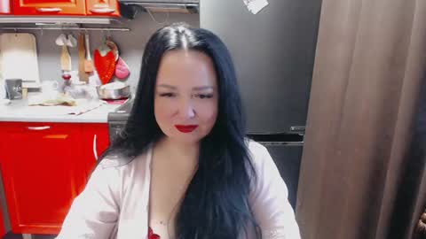 Snapshot of infinity_loveliness chatting on 01-10-25, 09:13 Infinity online show from 01-10-25, 09:13