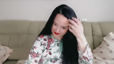 Snapshot of infinity_loveliness chatting on 01-23-25, 07:11 Infinity online show from 01-23-25, 07:11