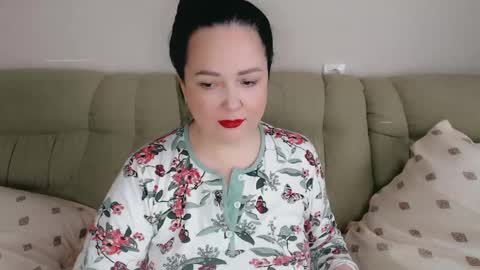 Snapshot of infinity_loveliness chatting on 01-23-25, 10:22 Infinity online show from 01-23-25, 10:22