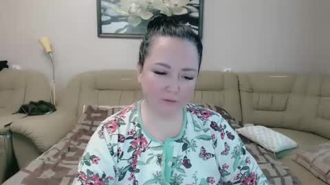 Snapshot of infinity_loveliness chatting on 01-27-25, 09:02 Infinity online show from 01-27-25, 09:02