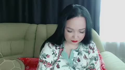 Snapshot of infinity_loveliness chatting on 02-20-25, 08:28 Infinity online show from 02-20-25, 08:28