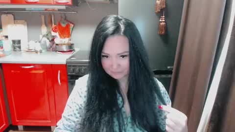 Snapshot of infinity_loveliness chatting on 03-12-25, 10:48 Infinity online show from 03-12-25, 10:48