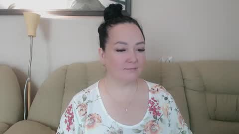 Snapshot of infinity_loveliness chatting on 09-24-25, 05:33 Infinity online show from 09-24-25, 05:33