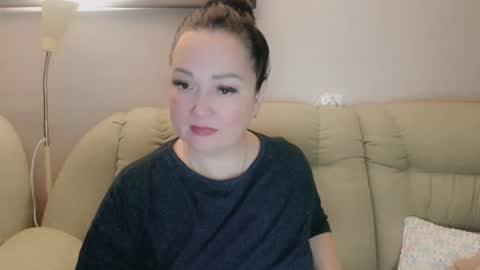 Snapshot of infinity_loveliness chatting on 09-28-25, 06:57 Infinity online show from 09-28-25, 06:57