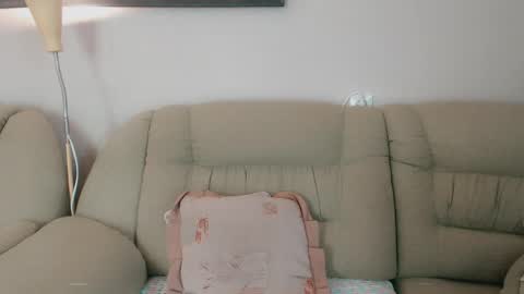 Snapshot of infinity_loveliness chatting on 10-16-25, 06:58 Infinity online show from 10-16-25, 06:58