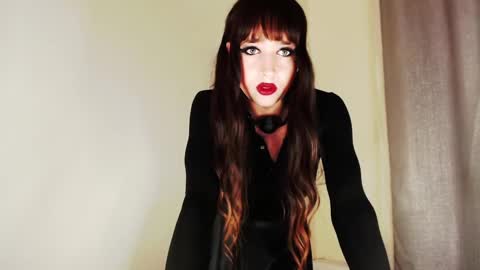 Snapshot of infinity_of_love chatting on 12-17-24, 05:04 Jeremy online show from 12-17-24, 05:04