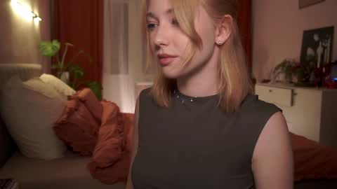 Snapshot of infinitysoul_ chatting on 01-14-25, 07:00 Alexa..  Inst     Fansly infinitysoul  online show from 01-14-25, 07:00