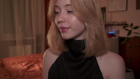 Snapshot of infinitysoul_ chatting on 01-21-25, 06:34 Alexa..  Inst     Fansly infinitysoul  online show from 01-21-25, 06:34