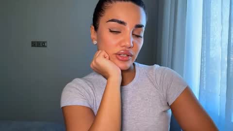 Vusi online show from 04-22-26, 02:40