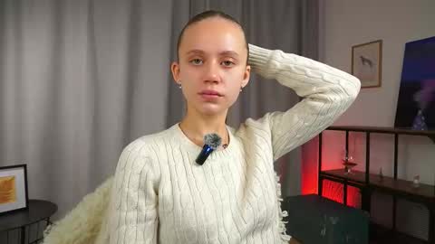 ingerperrucci online show from 11-07-25, 03:06