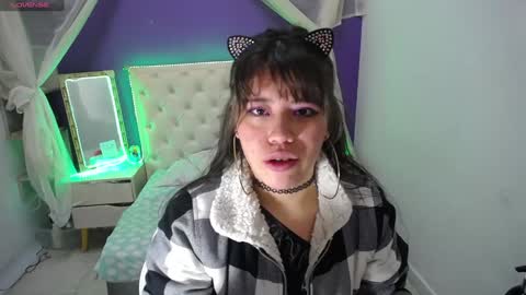 Ingrid petite online show from 01-16-25, 02:41