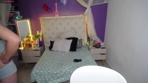 Ingrid petite online show from 02-11-25, 11:01