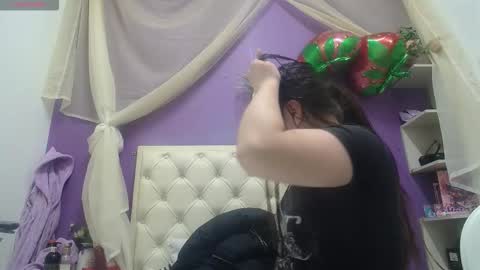 Ingrid petite online show from 09-12-25, 09:59