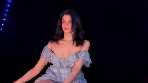 Ingrid online show from 03-11-26, 04:02