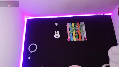 Snapshot of ingrid_zese chatting on 10-11-25, 07:34 Ingrid Zese online show from 10-11-25, 07:34