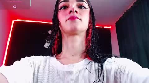 Snapshot of ingrid_zese chatting on 12-14-25, 07:29 Ingrid Zese online show from 12-14-25, 07:29