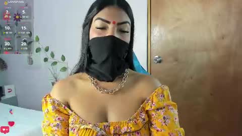 Snapshot of iniya_parul chatting on 06-19-26, 02:21 Iniya online show from 06-19-26, 02:21
