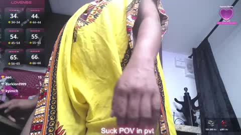 Snapshot of iniyalaboni chatting on 12-03-24, 10:18 Iniya online show from 12-03-24, 10:18