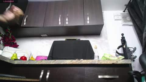 Snapshot of iniyalaboni chatting on 09-25-25, 08:01 Iniya online show from 09-25-25, 08:01