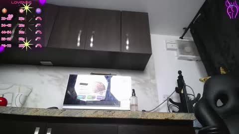 Snapshot of iniyalaboni chatting on 09-30-25, 08:25 Iniya online show from 09-30-25, 08:25