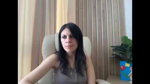 Snapshot of injaathome chatting on 05-05-26, 06:21 InjaAtHome online show from 05-05-26, 06:21