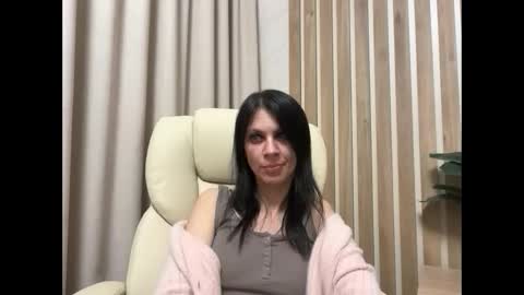 Snapshot of injaathome chatting on 05-05-26, 06:27 InjaAtHome online show from 05-05-26, 06:27
