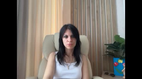 Snapshot of injaathome chatting on 05-07-26, 08:31 InjaAtHome online show from 05-07-26, 08:31