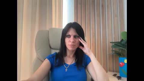 Snapshot of injaathome chatting on 05-16-26, 01:21 InjaAtHome online show from 05-16-26, 01:21