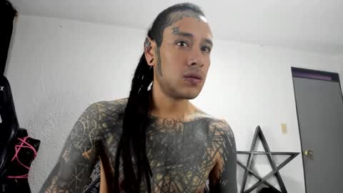 Snapshot of ink_u_buzz chatting on 01-08-25, 11:43 Dani online show from 01-08-25, 11:43