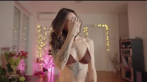 Xenia online show from 02-19-25, 08:22